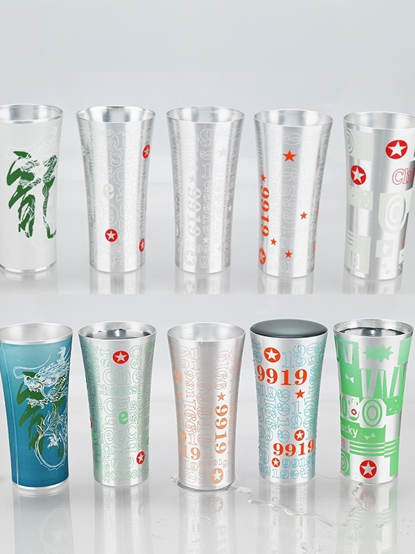 Wine In Beer Glass - Vaso de Aluminio para Café, Jugo